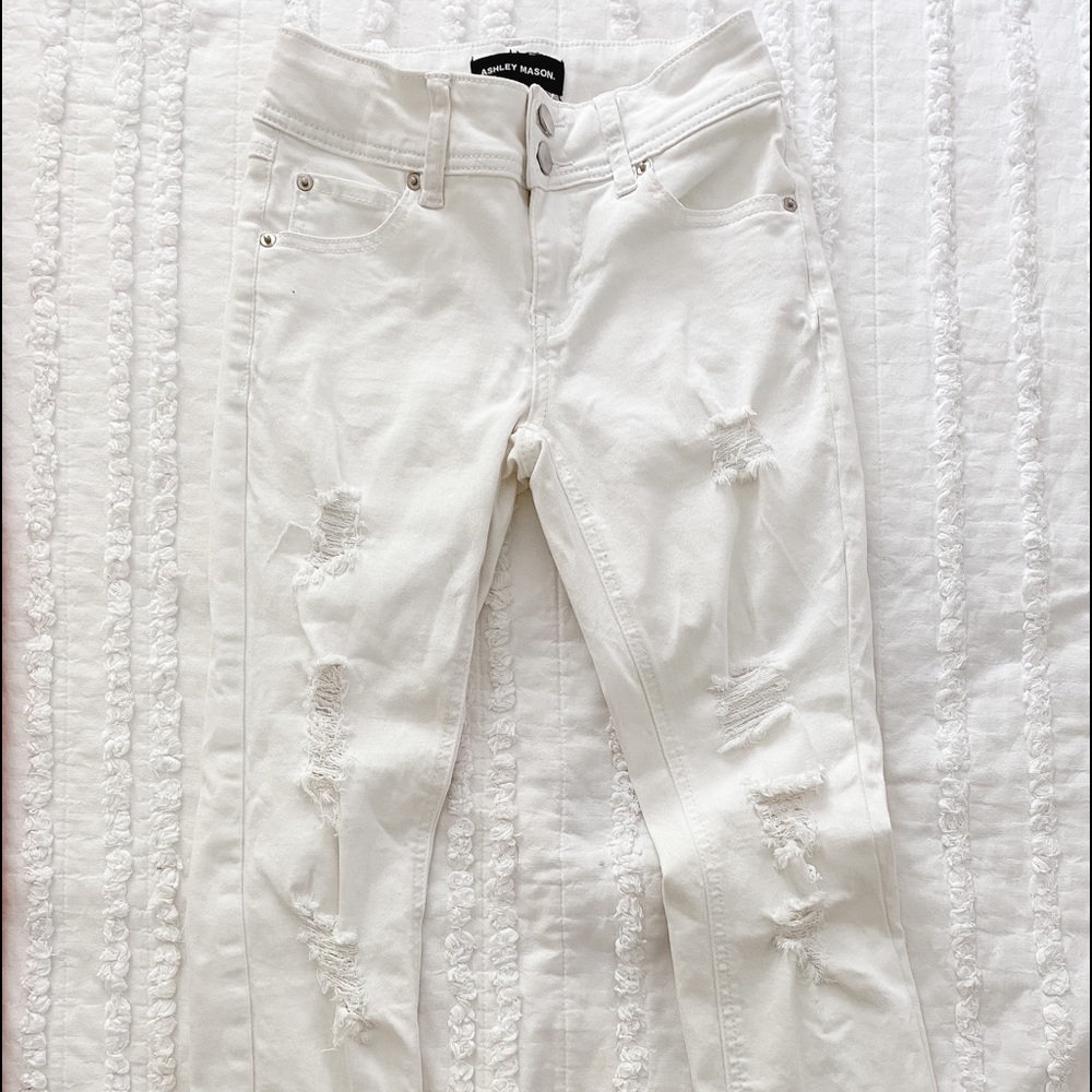 white denim jeans